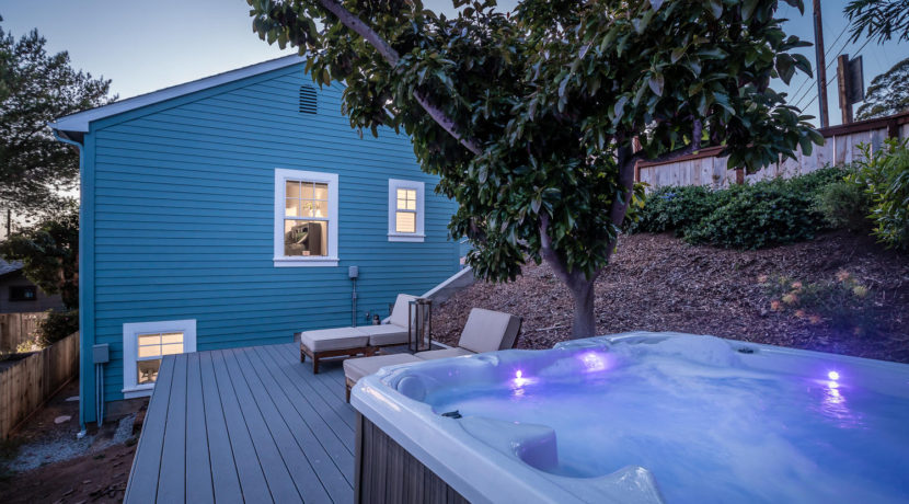 279 Main St Morro Bay CA 93442-large-033-23-Deck with Relaxing Spa-1498x1000-72dpi