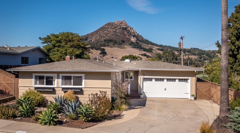 250 Hermosa Way San Luis-large-001-13-Front of Home-1498x1000-72dpi