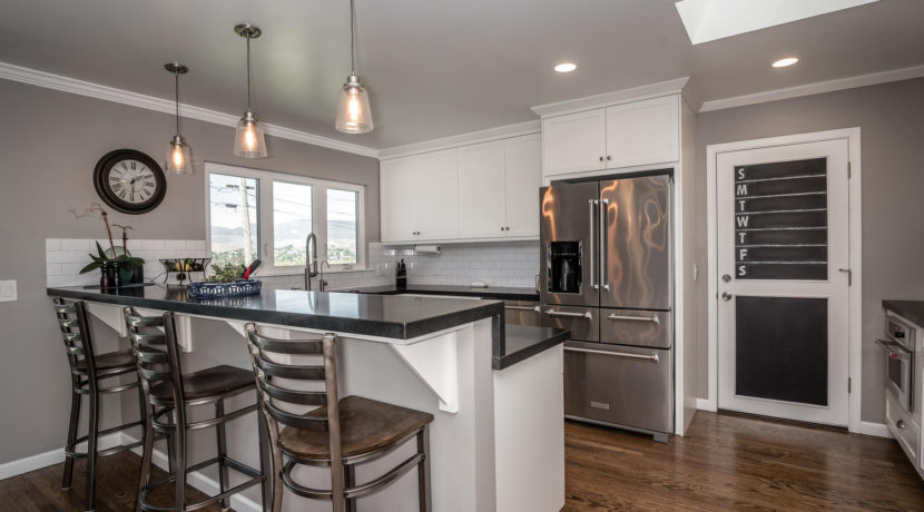 250 Hermosa Way San Luis-large-009-28-Kitchen-1498x1000-72dpi