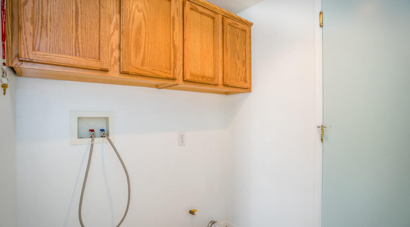 1814 Duke Dr Santa Maria CA-large-023-3-Laundry Room-1499x1000-72dpi