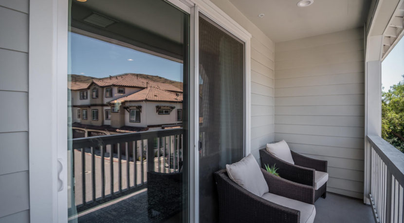 3290 Lavender Ln San Luis-large-014-012-Balcony-1498x1000-72dpi