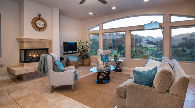 3265 Lupine Canyon Rd Avila-large-004-020-Living Room-1499x1000-72dpi