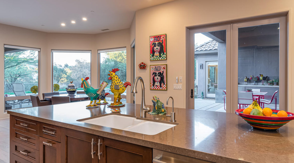 1940 Laguna Del Campo-large-013-013-Kitchen-1499x1000-72dpi