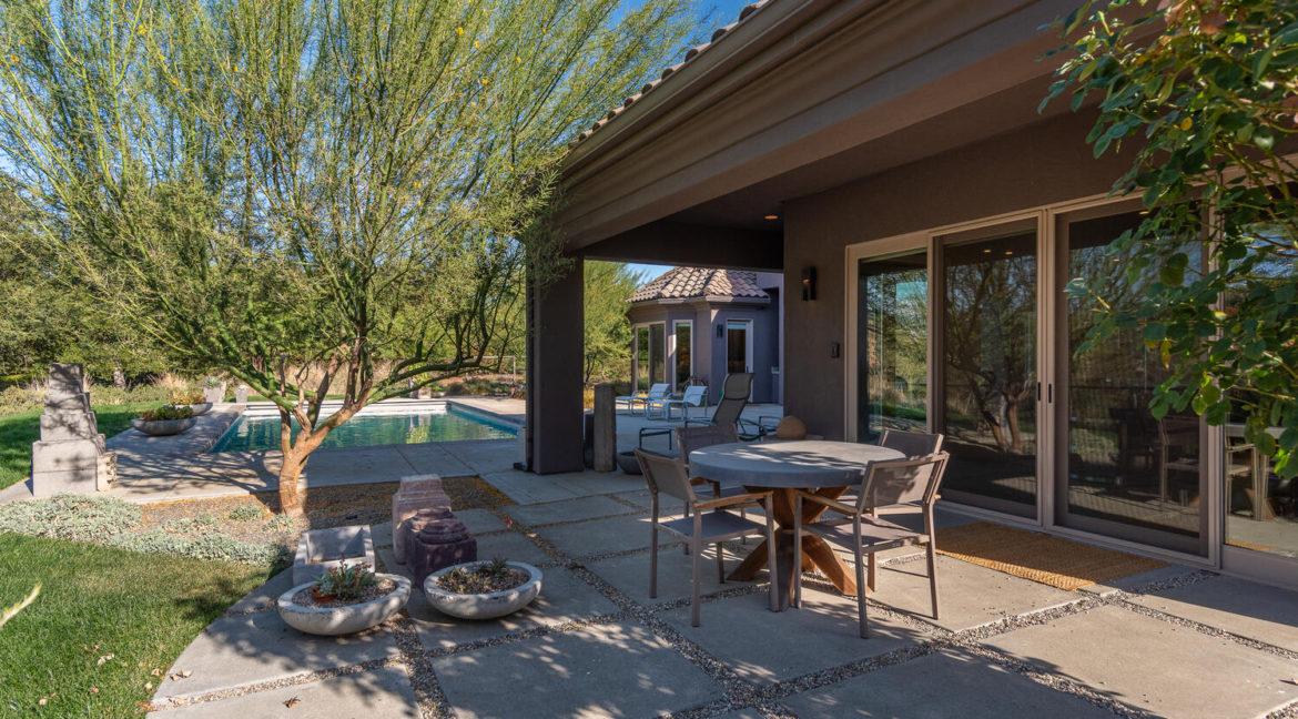 1940 Laguna Del Campo-large-034-039-Back Yard-1498x1000-72dpi