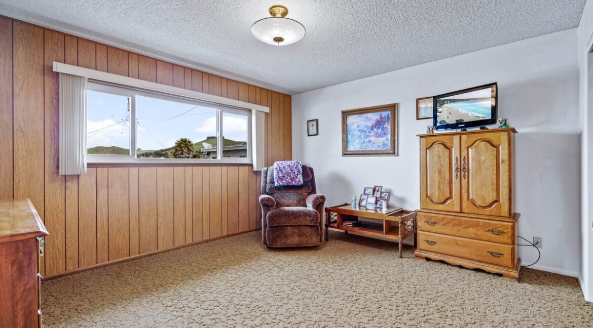 17-Primary Suite