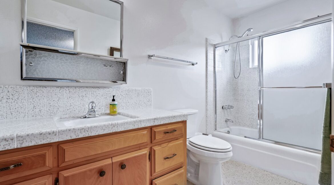 19-Primary Bath