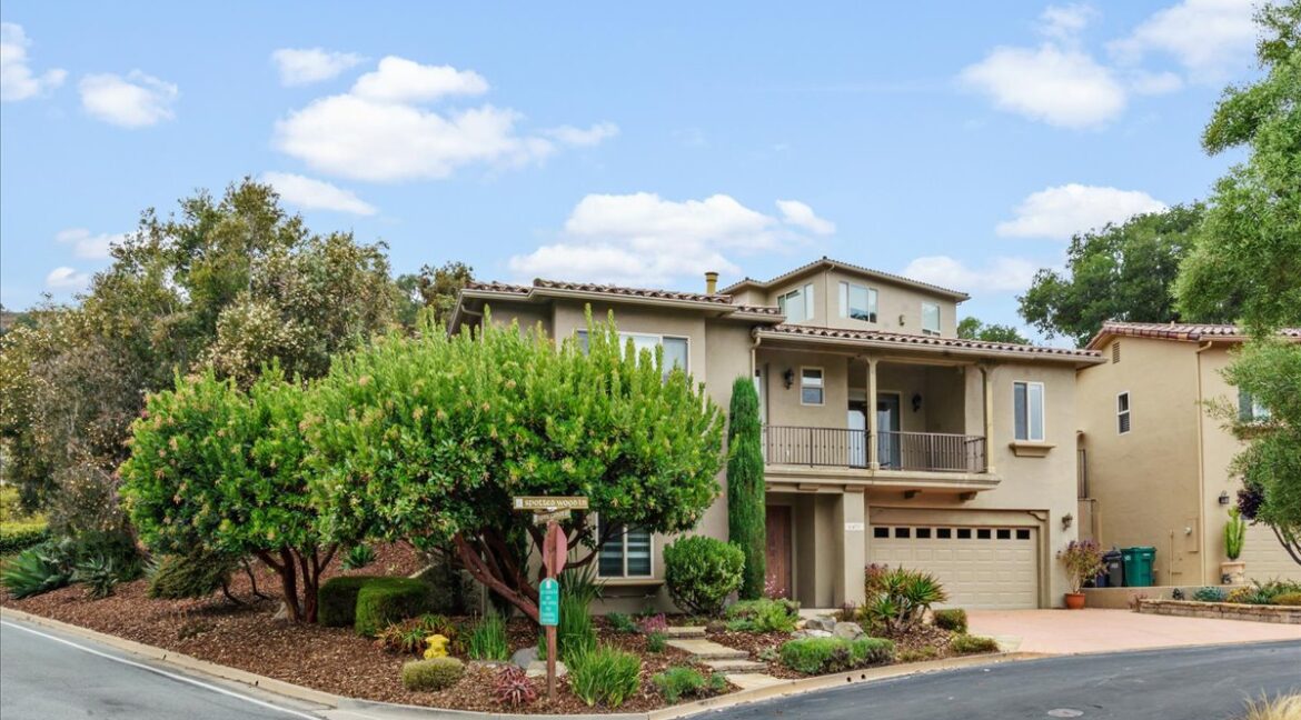 02-6470SpottedWoodLn_02