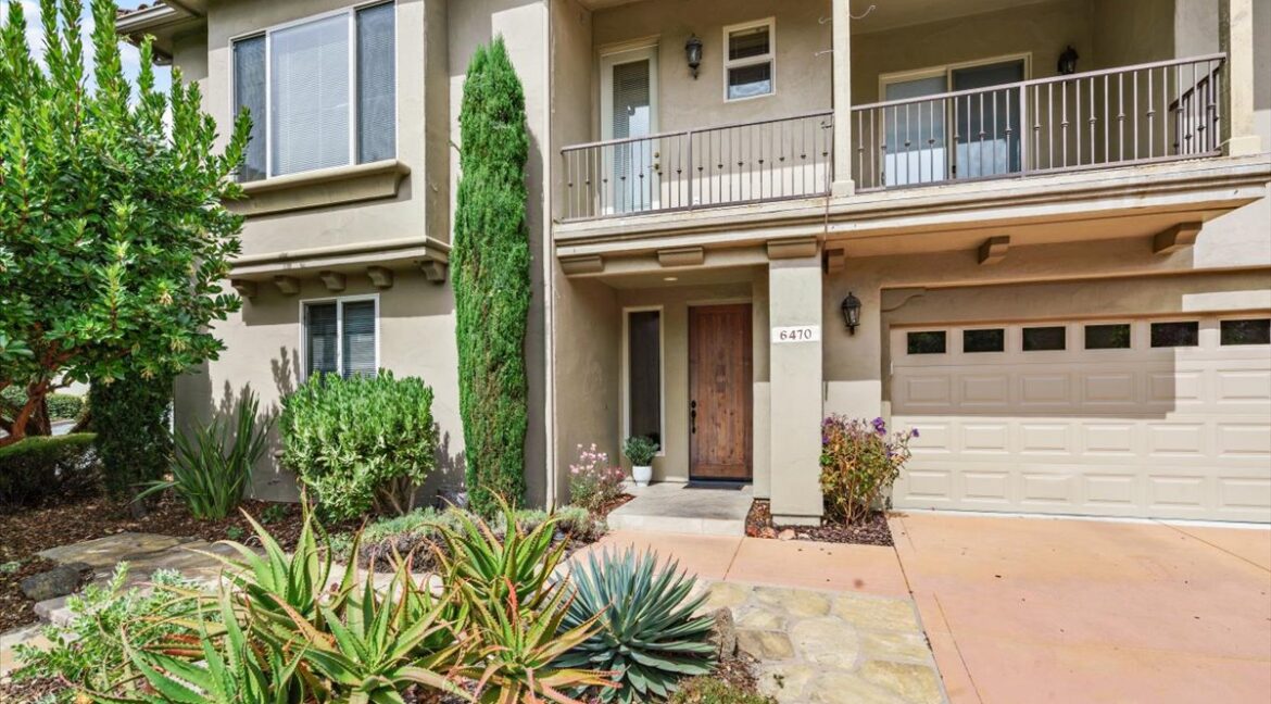 03-6470SpottedWoodLn_05