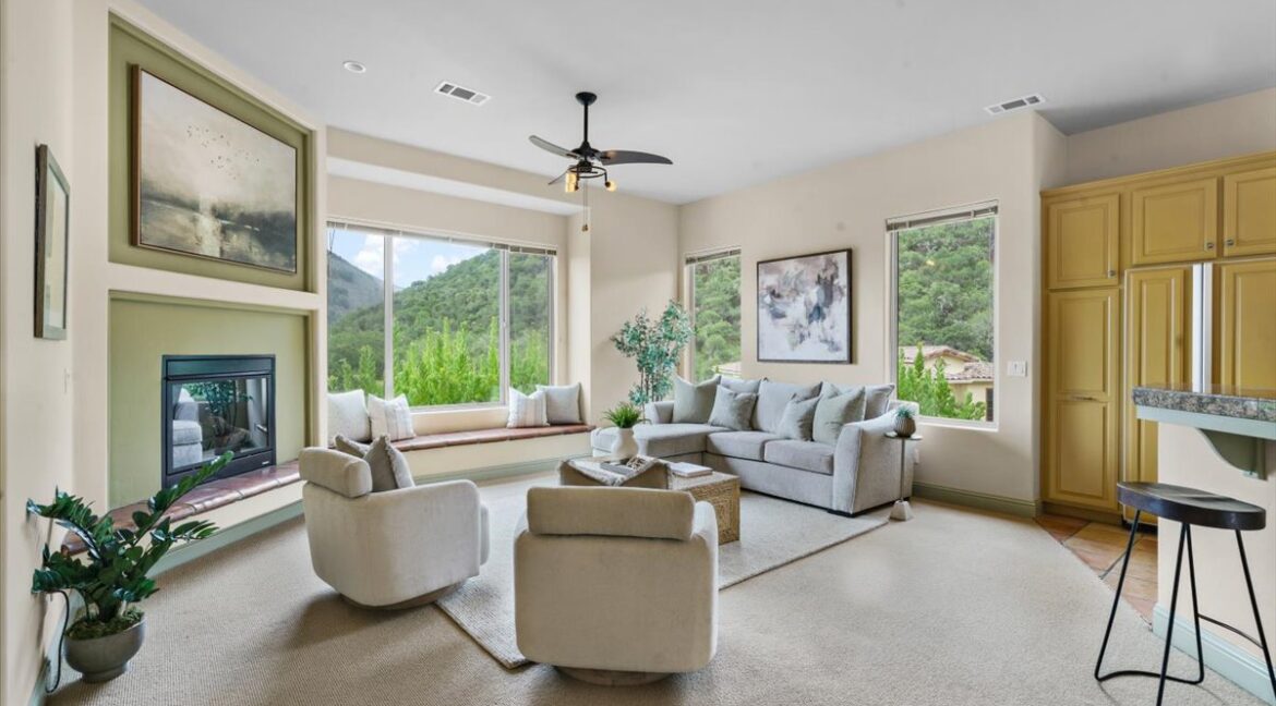 05-6470SpottedWoodLn_07