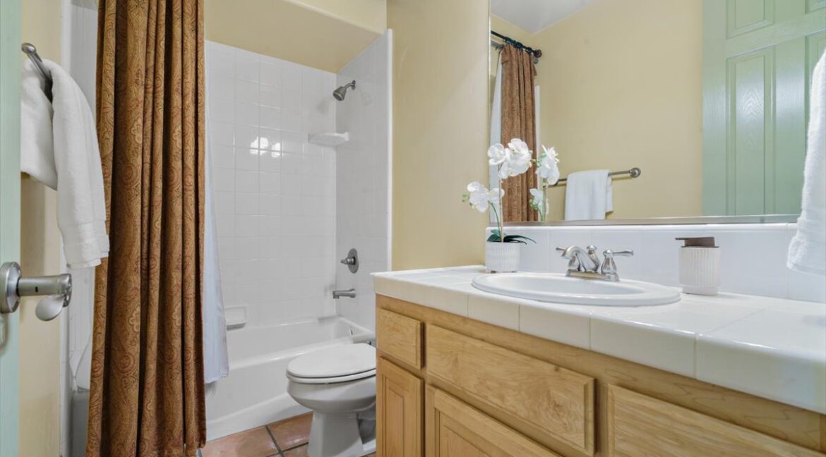 29-6470SpottedWoodLn_33