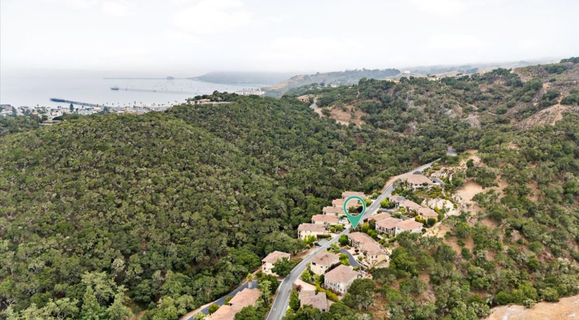 39-6470SpottedWoodLn_41